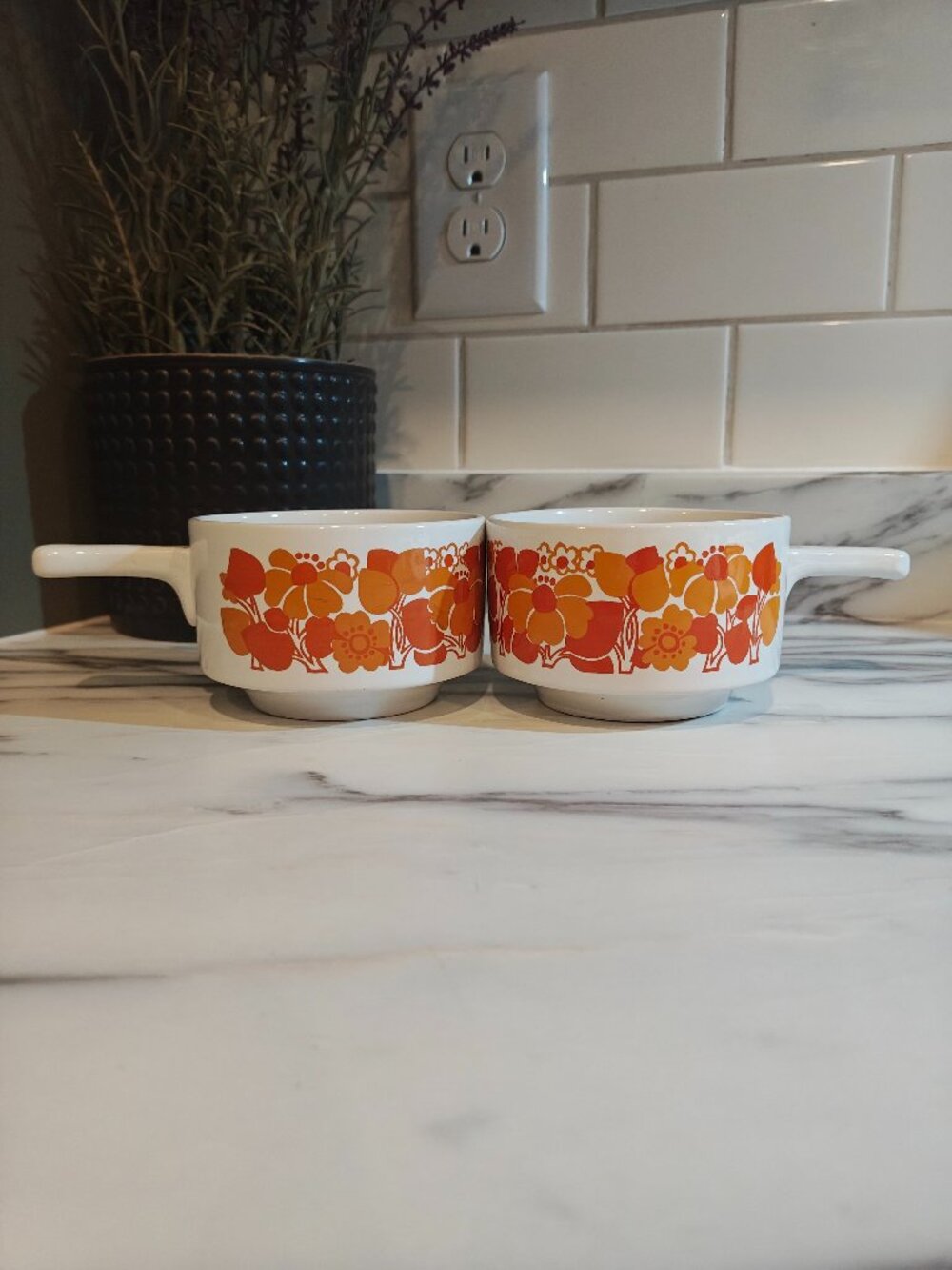 Vintage Staffordshire Soup Bowls Set of 2 Orange Floral Retro 1960s 70s England - Picture 3 of 7